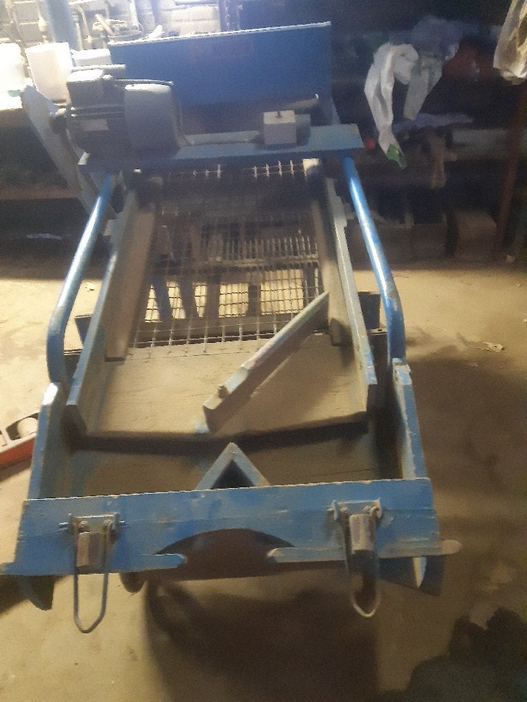 Te koop aardappelsorteerder, Ophalen