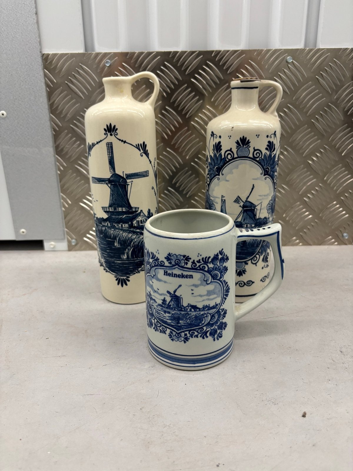 Delfts Blauw aardewerk set: 2 vazen en 1 bierpul, Antiek en Kunst, Ophalen