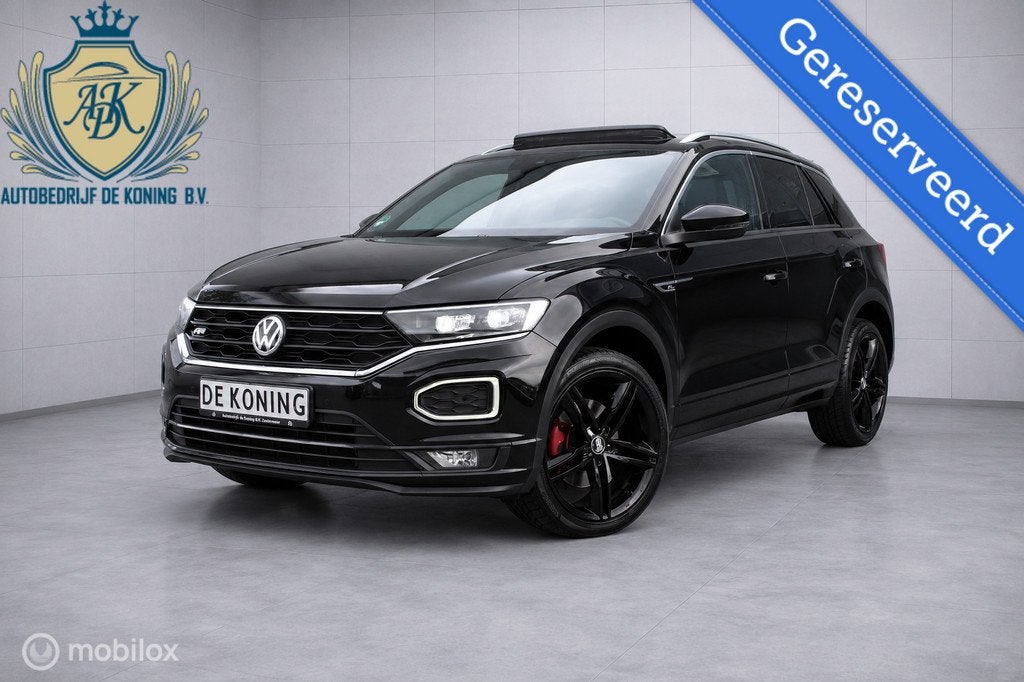 Volkswagen T-Roc - 1.5 TSI 3xR-Line PANO ACC Cam Virtual, Zwart, 4 cilinders, 150 pk, Alcantara