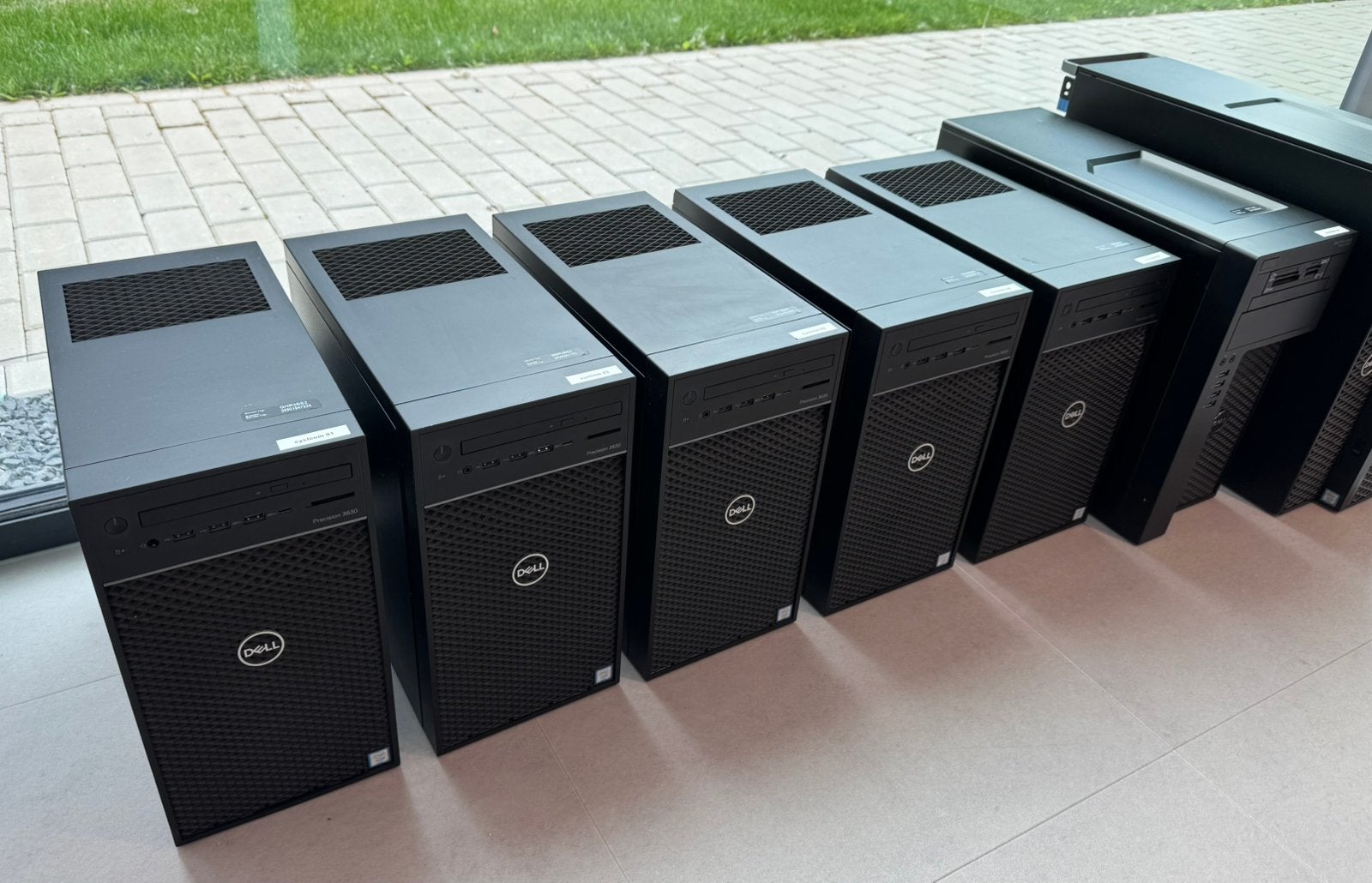 7 x Dell Precision werkstation: 1x 3620, 5x 3630 en 1x 5820, Ophalen, Info@dell.com, Dell precision, SSD
