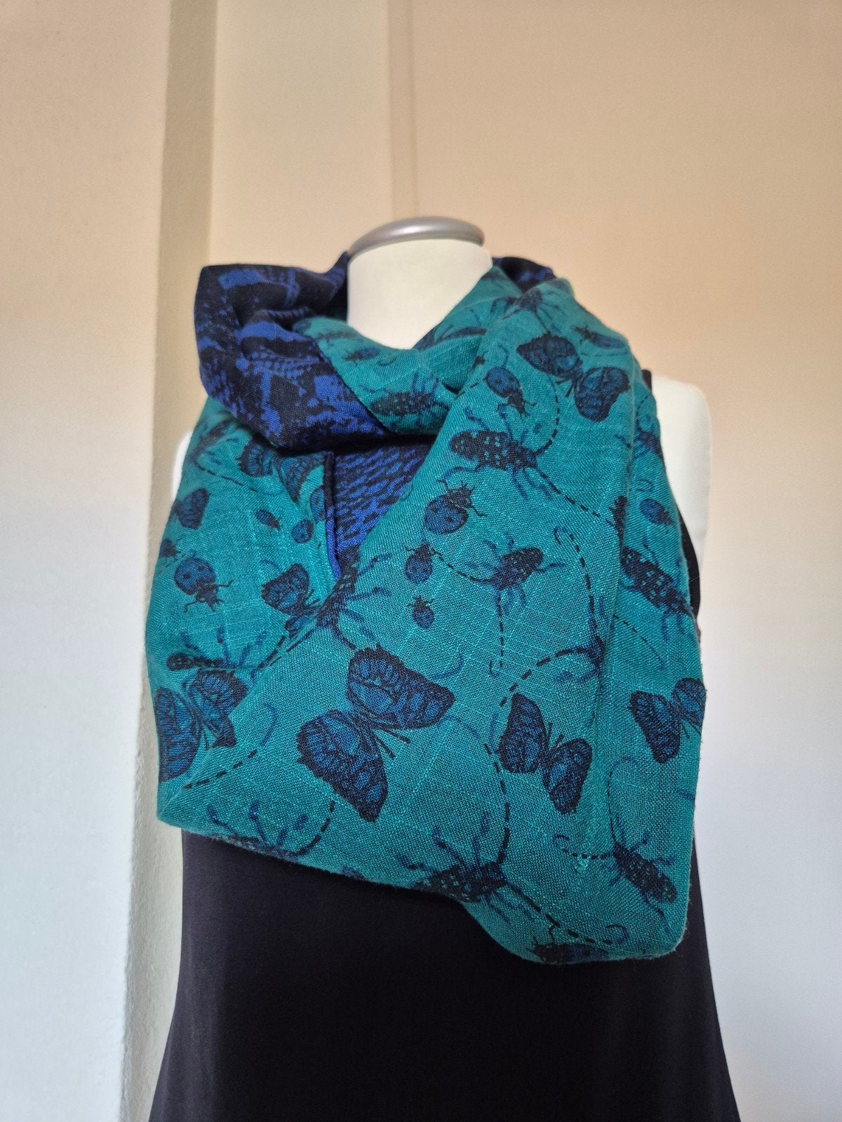 blauw groene colsjaal met motief van Forecast, Ophalen of Verzenden, Zo goed als nieuw, Maat 46/48 (XL) of groter, Sjaal