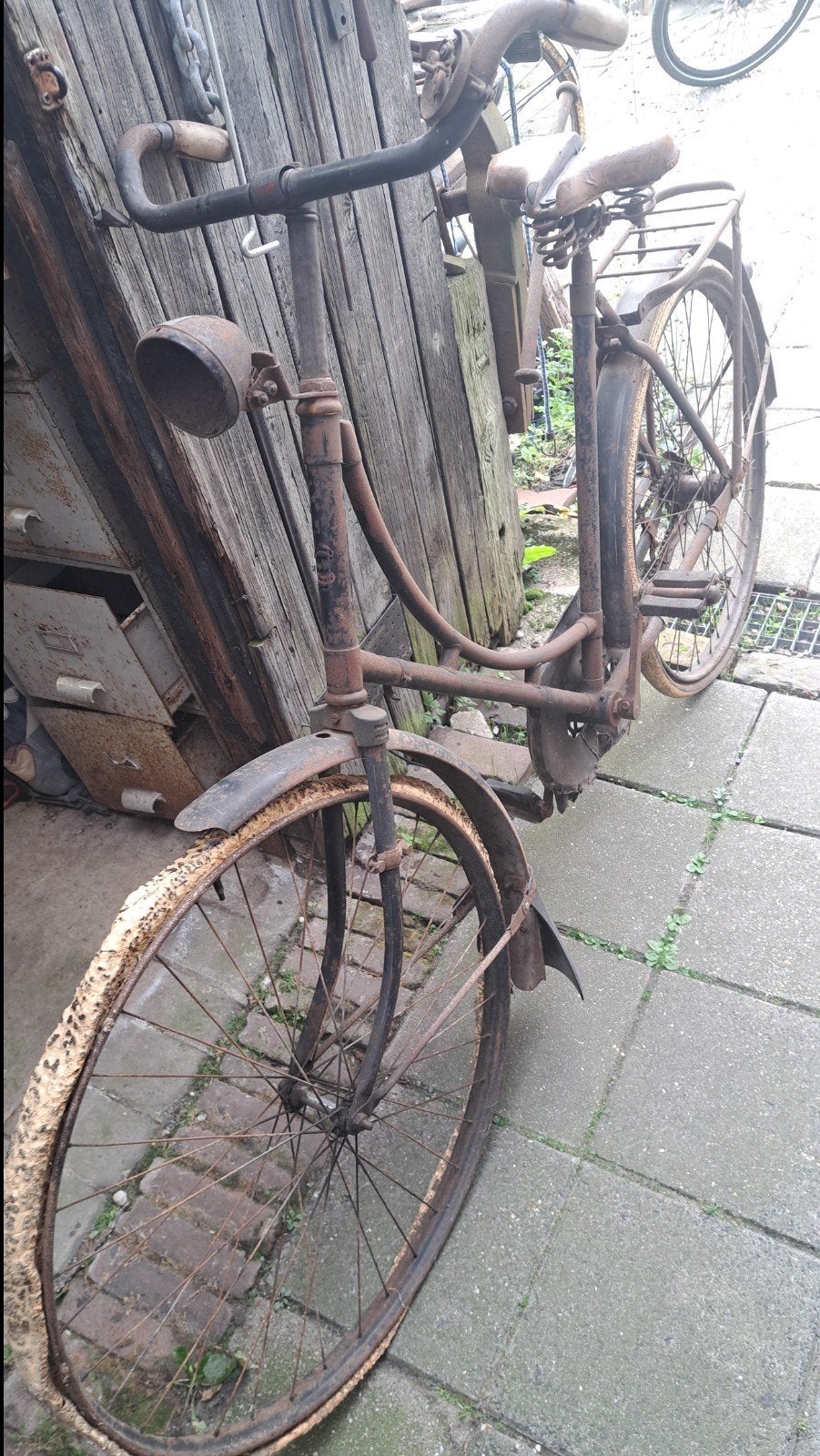 oude klaas baving fiets, Ophalen