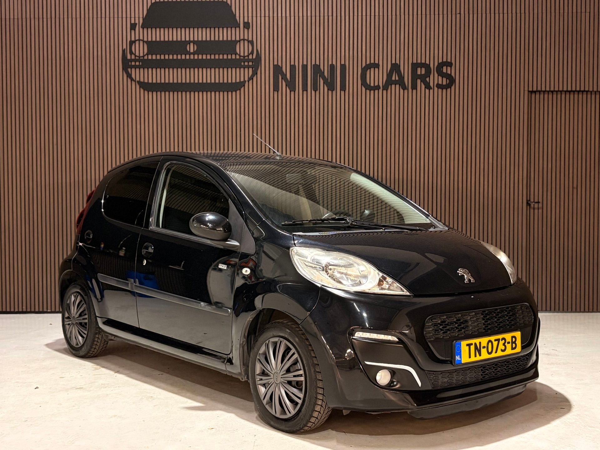 Peugeot 107 1.0 Access Accent, Auto's, Peugeot, Voorwielaandrijving, Euro 5, Stof, Gebruikt