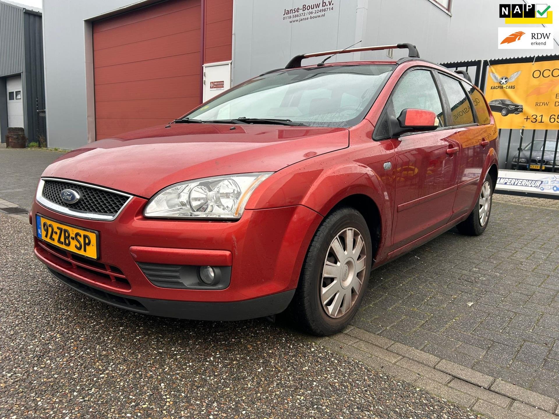 Ford Focus Wagon 1.6-16V Ghia FULL OPTION, 1596 cc, Gebruikt, 635 kg, Origineel Nederlands