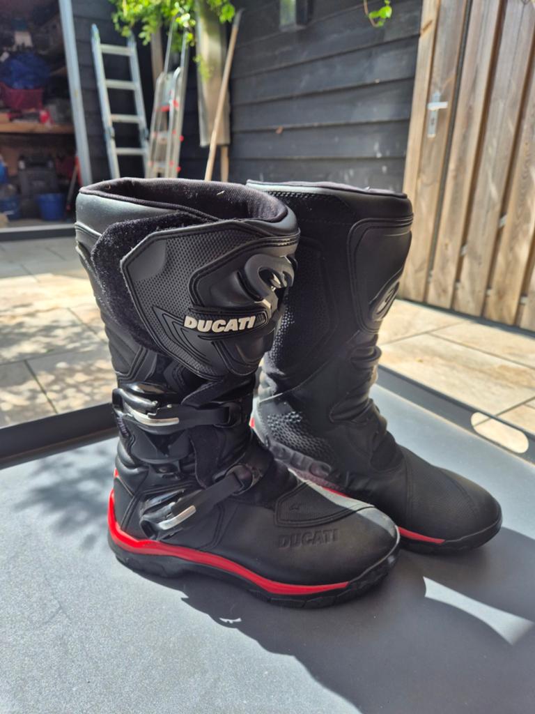 Adventure laarzen ducati maat 43, Motoren, Kleding | Motorkleding, Ophalen of Verzenden, Tweedehands, Laarzen
