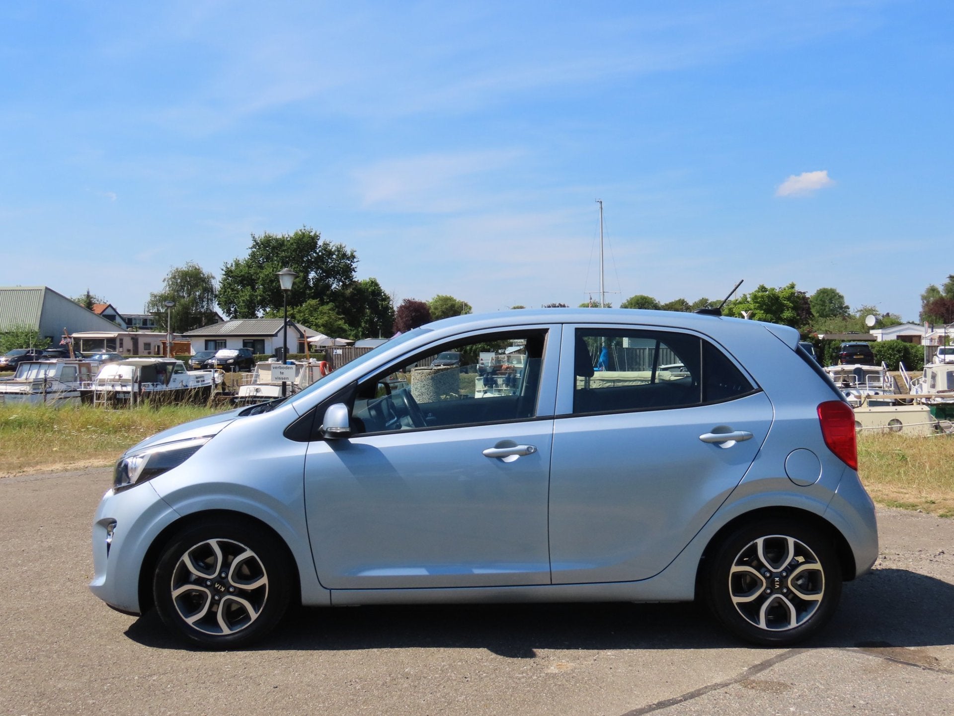 Kia Picanto 1.0 CVVT First Edition *Camera *Carplay *Navi, Voorwielaandrijving, Dealer onderhouden, Gebruikt, Blauw