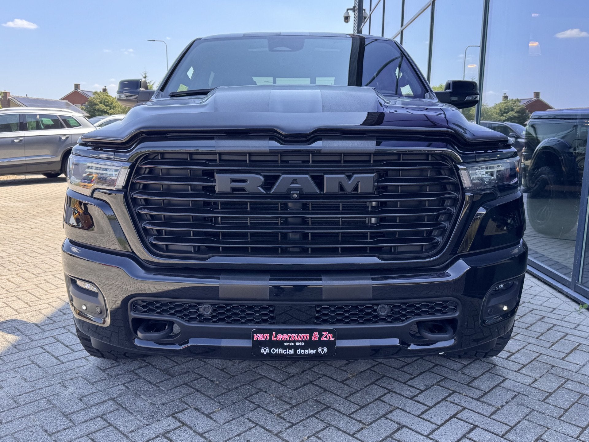 Dodge Ram 1500 Laramie Night XXL Hurricane 3 jaar garantie |, Automaat, Zwart, 426 pk, Zwart