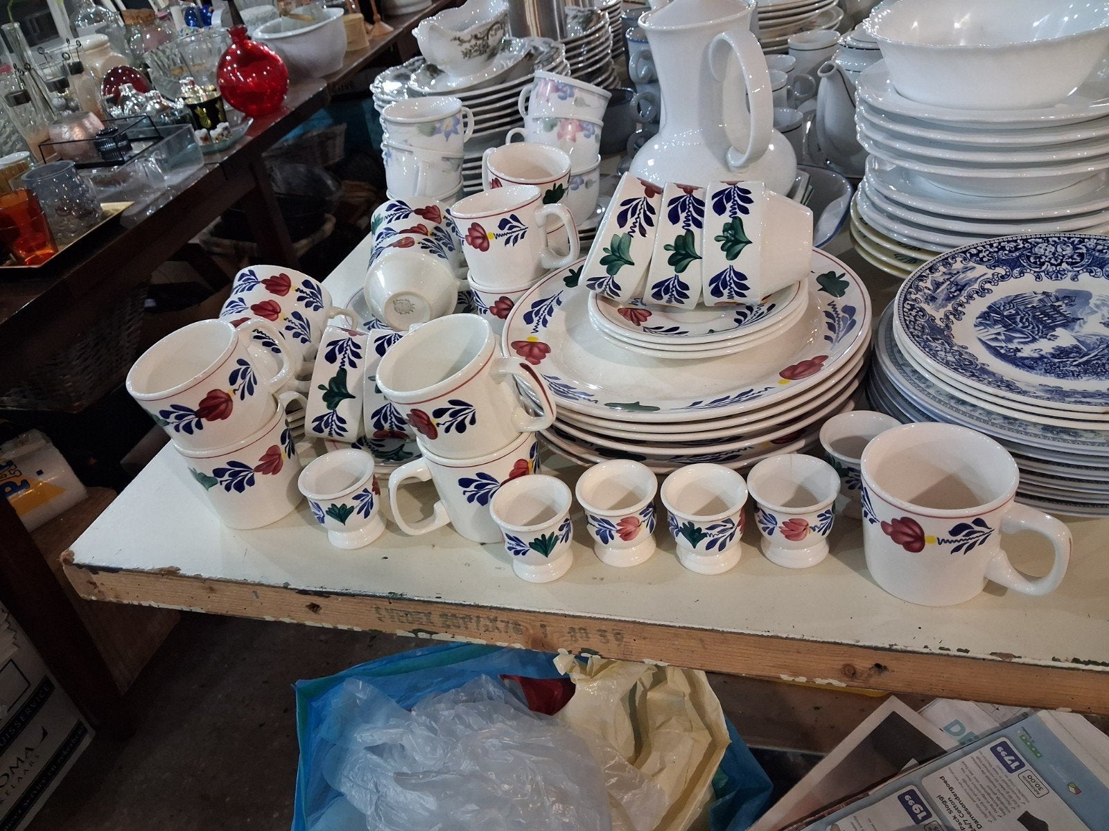 Vintage servies set met bloemmotief - diverse onderdelen, Ophalen