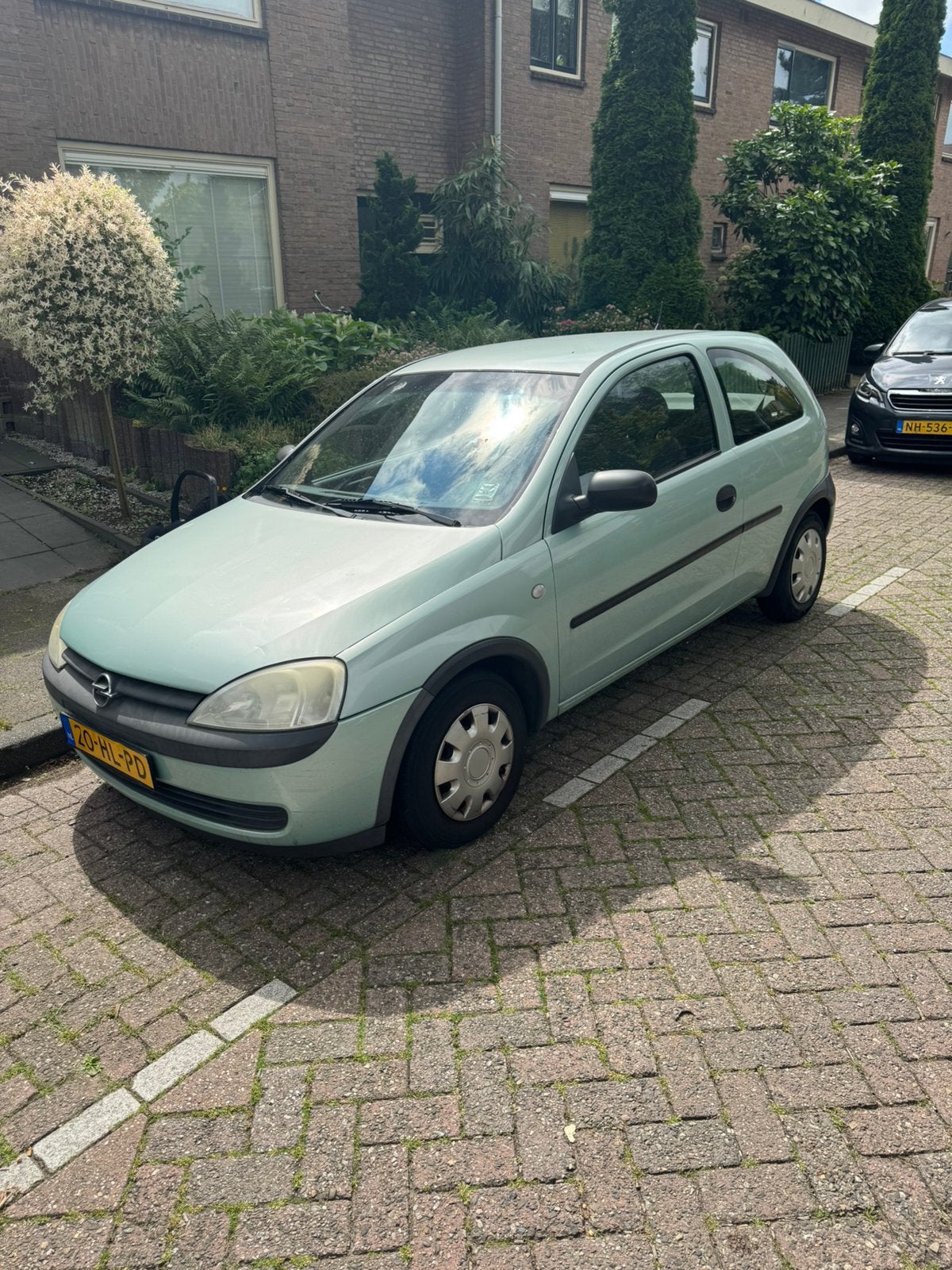 Opel Corsa 1.2 16V 3D Easytronic 2001 Groen, Auto's, Opel, 450 kg, 74 pk, 31 €/maand, Origineel Nederlands