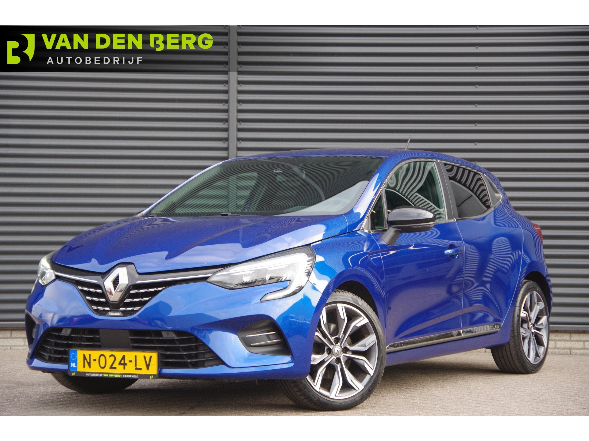 Renault Clio 1.3 TCe Initiale Paris 131PK AUT. LED, LEDER, K, Auto's, Renault, Gebruikt, Euro 6, 4 cilinders, 1133 kg