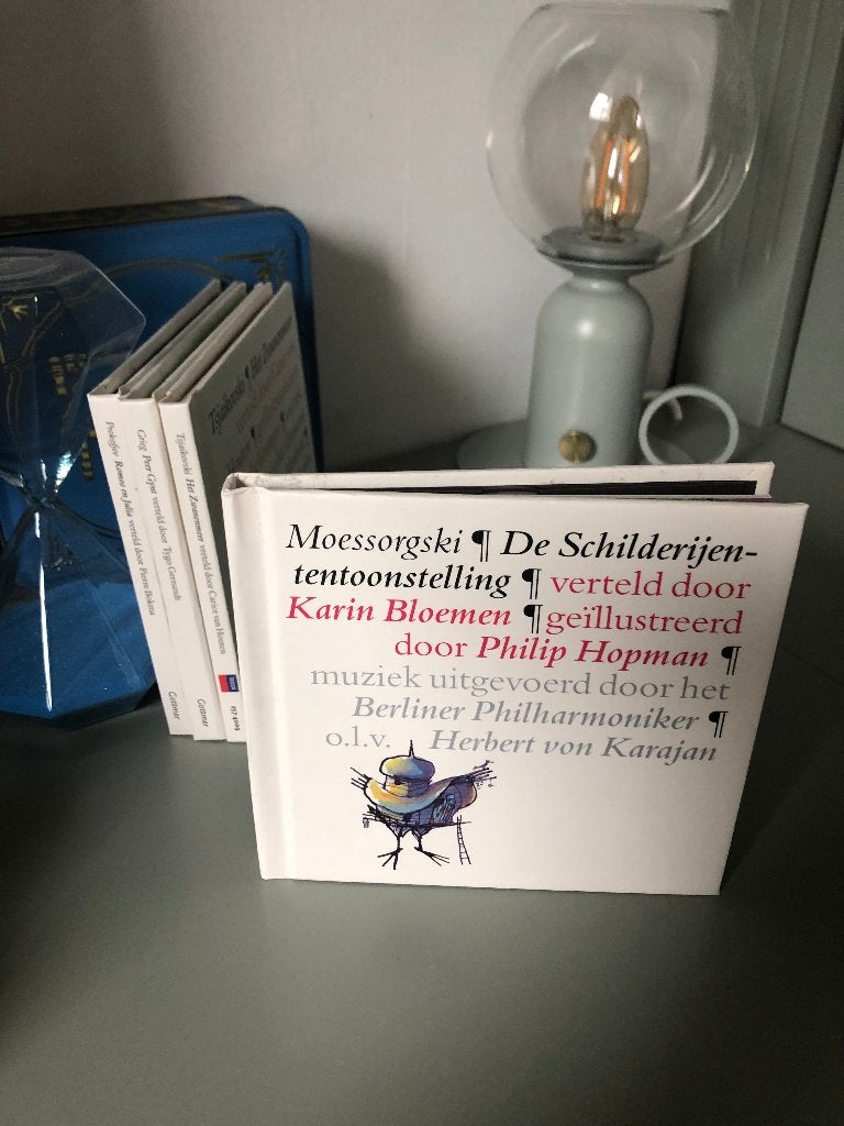 De schilderijententoonstelling Moessorgski en 4 andere, Boeken, Kinderboeken | Baby's en Peuters, Zo goed als nieuw, Ophalen of Verzenden