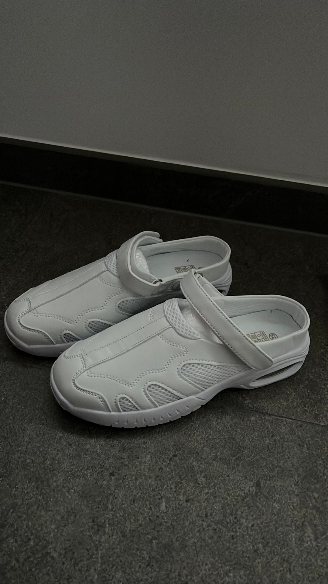 Medische verpleegkundige schoenen wit!, Ophalen of Verzenden, Zo goed als nieuw, Wit