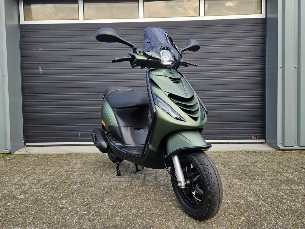 PIAGGIO ZIP 4T E4 BROM BJ2020 HURACAN GREEN 4382KM + OPTIES!, Onbekend, Ophalen of Verzenden, Zo goed als nieuw, Onbekend