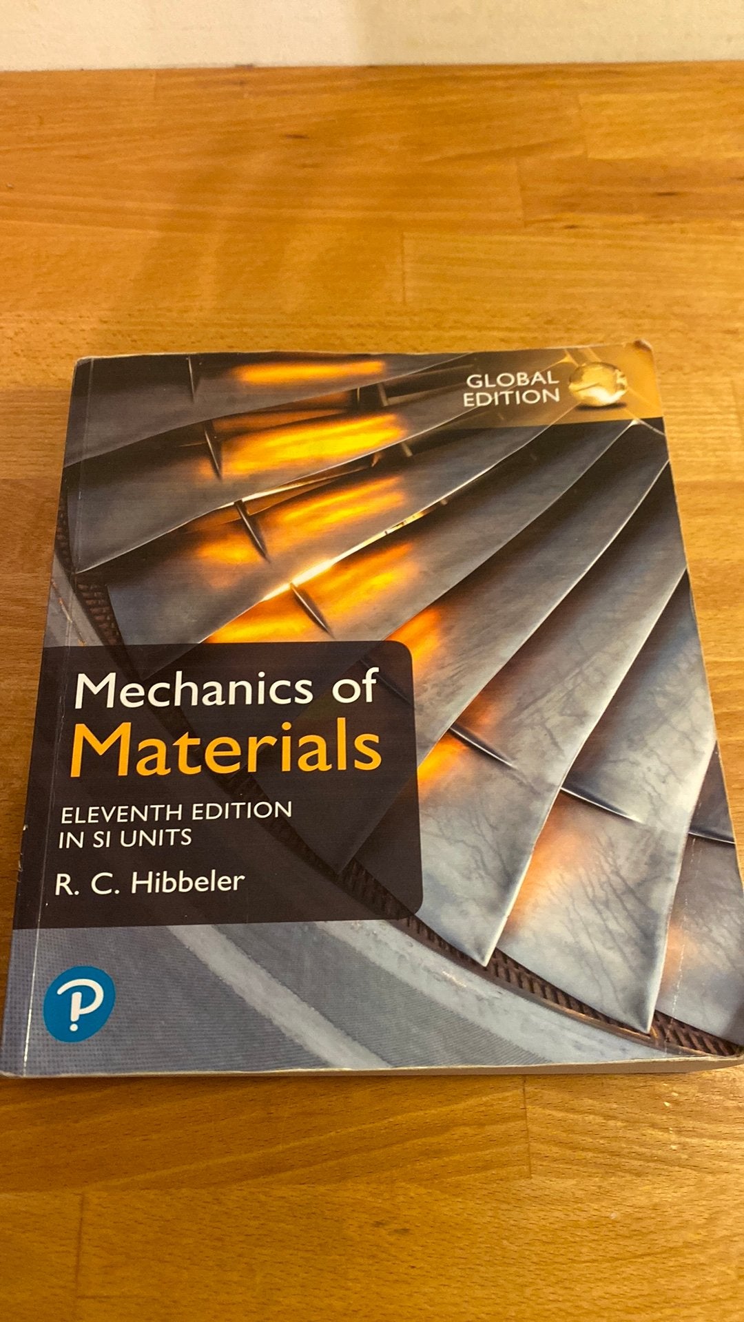 Hibbeler mechanics of materials, Ophalen of Verzenden, Zo goed als nieuw, Programmeertaal of Theorie