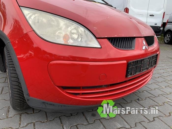Voorbumper van een Mitsubishi Colt, Auto-onderdelen, Gebruikt, -, -, Ophalen of Verzenden
