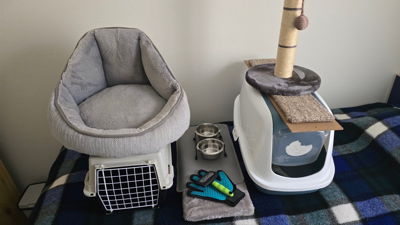 katten/poezenuitzet, Dieren en Toebehoren, Kattenmanden, Ophalen, Zo goed als nieuw