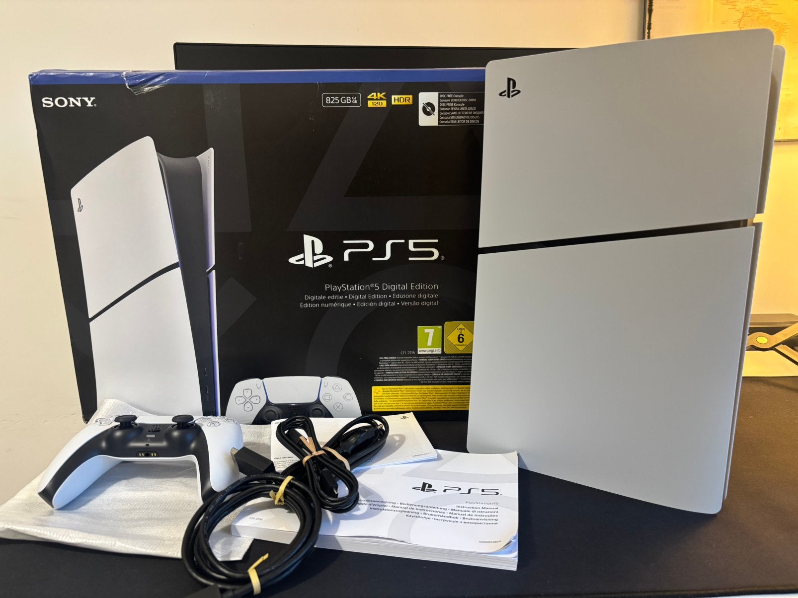 PlayStation 5 Slim Digital Edition 825 GB – Nieuw in doos, Spelcomputers en Games, Spelcomputers | Sony PlayStation 5, Ophalen of Verzenden