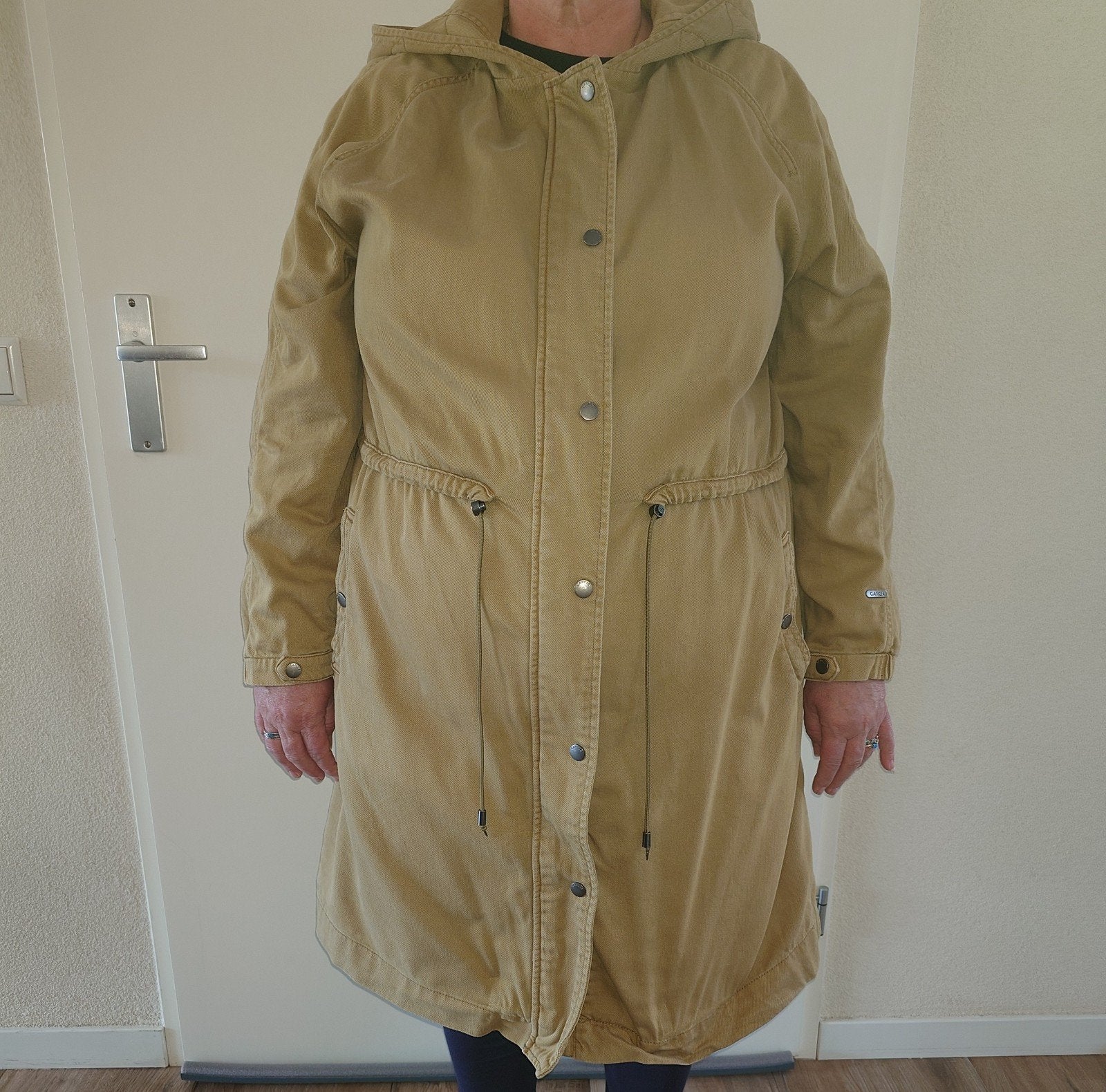 Groene parka jas met capuchon maat XXL gekocht bij Garcia, Kleding | Dames, Ophalen of Verzenden