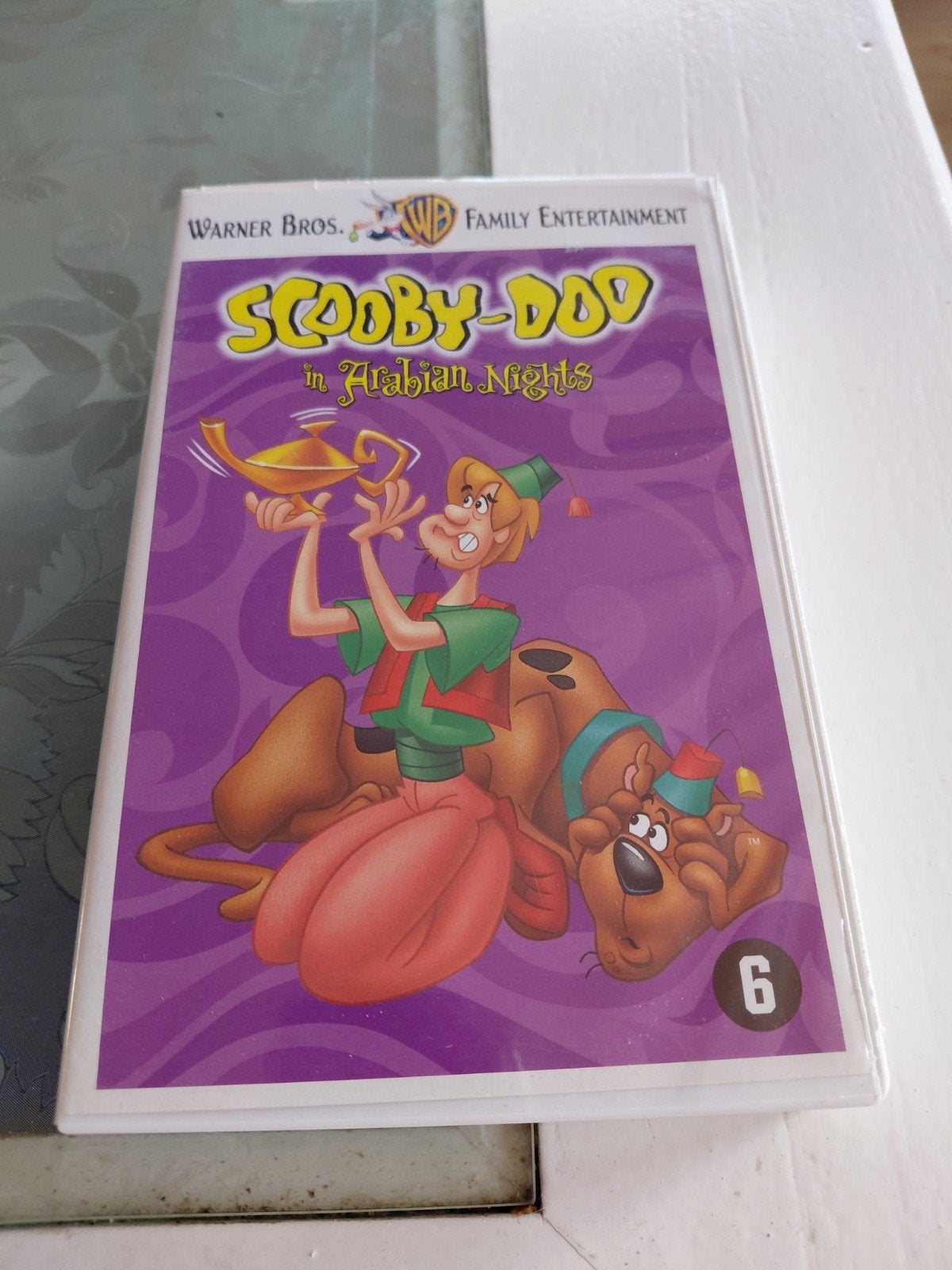 Scooby-Doo Arabian Nights videoband NIEUW IN FOLIE, Tekenfilm, Alle leeftijden, Ophalen of Verzenden, Nieuw in verpakking
