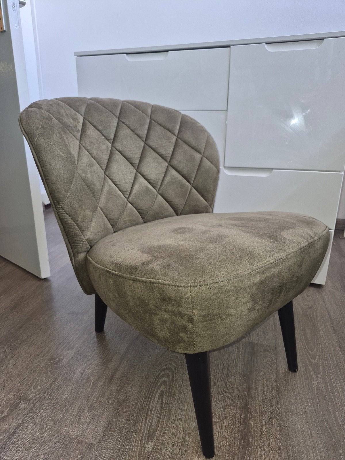 Lounge Comfortabele gestoffeerde stoel - Groen, Ophalen, Modern, Comfortabel, Overige kleuren, Zo goed als nieuw
