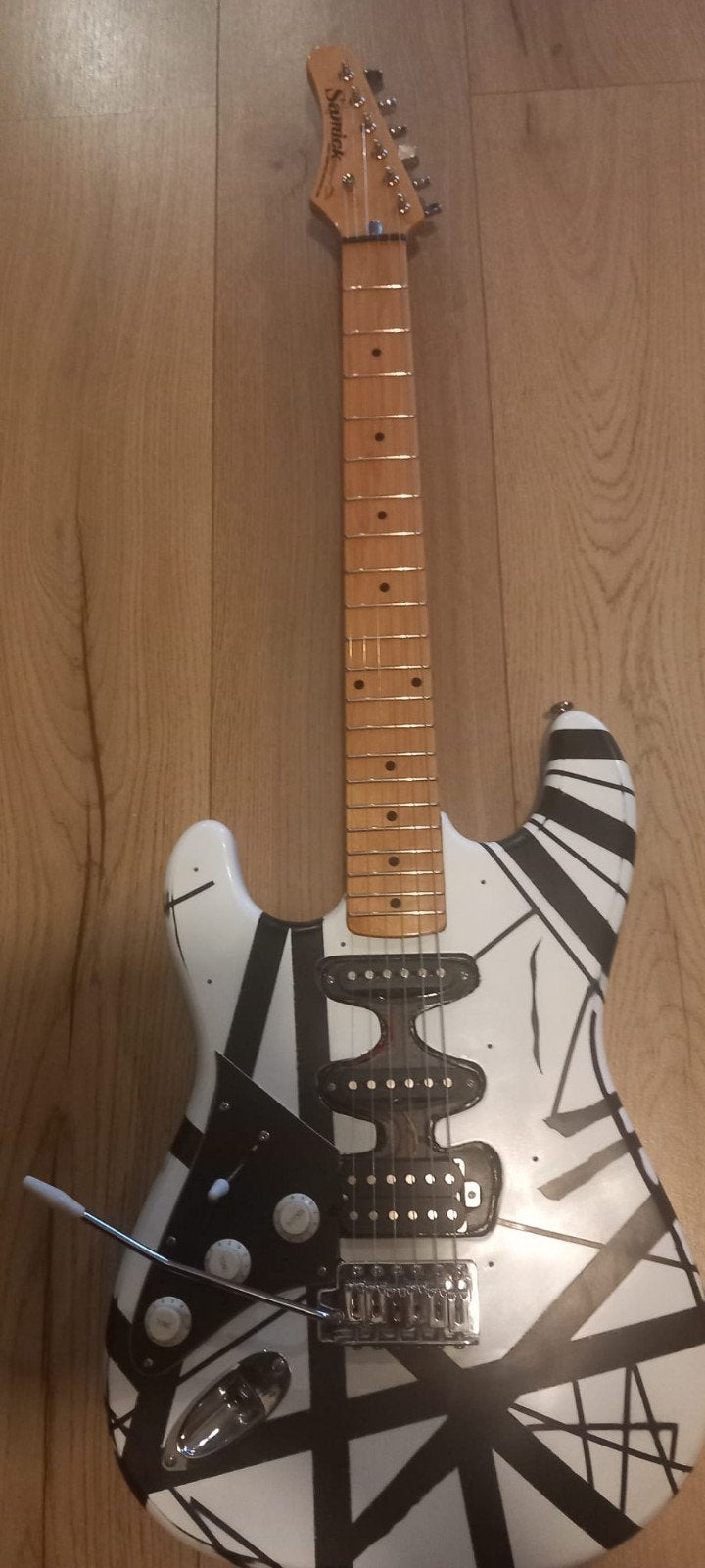 Samick (made in Korea) Stratocaster " Left Handed", Ophalen of Verzenden, Gebruikt, Solid body, Overige merken