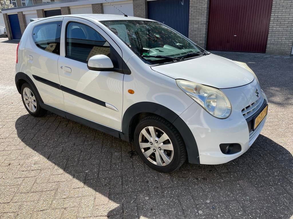 Suzuki Alto 1.0 2012 Wit, Voorwielaandrijving, Stof, 200 kg, 4 stoelen