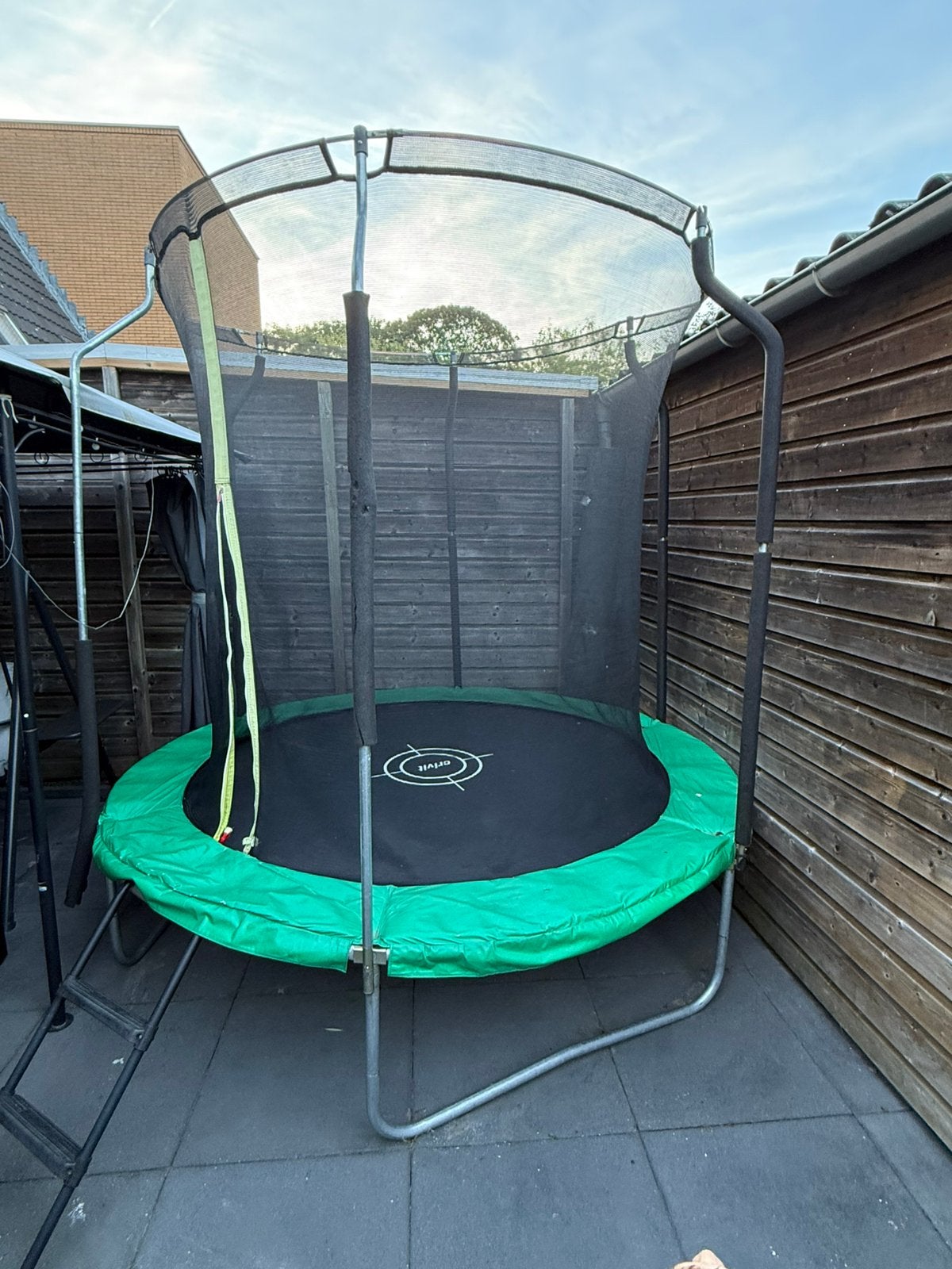 Trampoline crivit 2,5 meter diameter., Kinderen en Baby's, Speelgoed | Buiten | Trampolines, Ophalen, Zo goed als nieuw