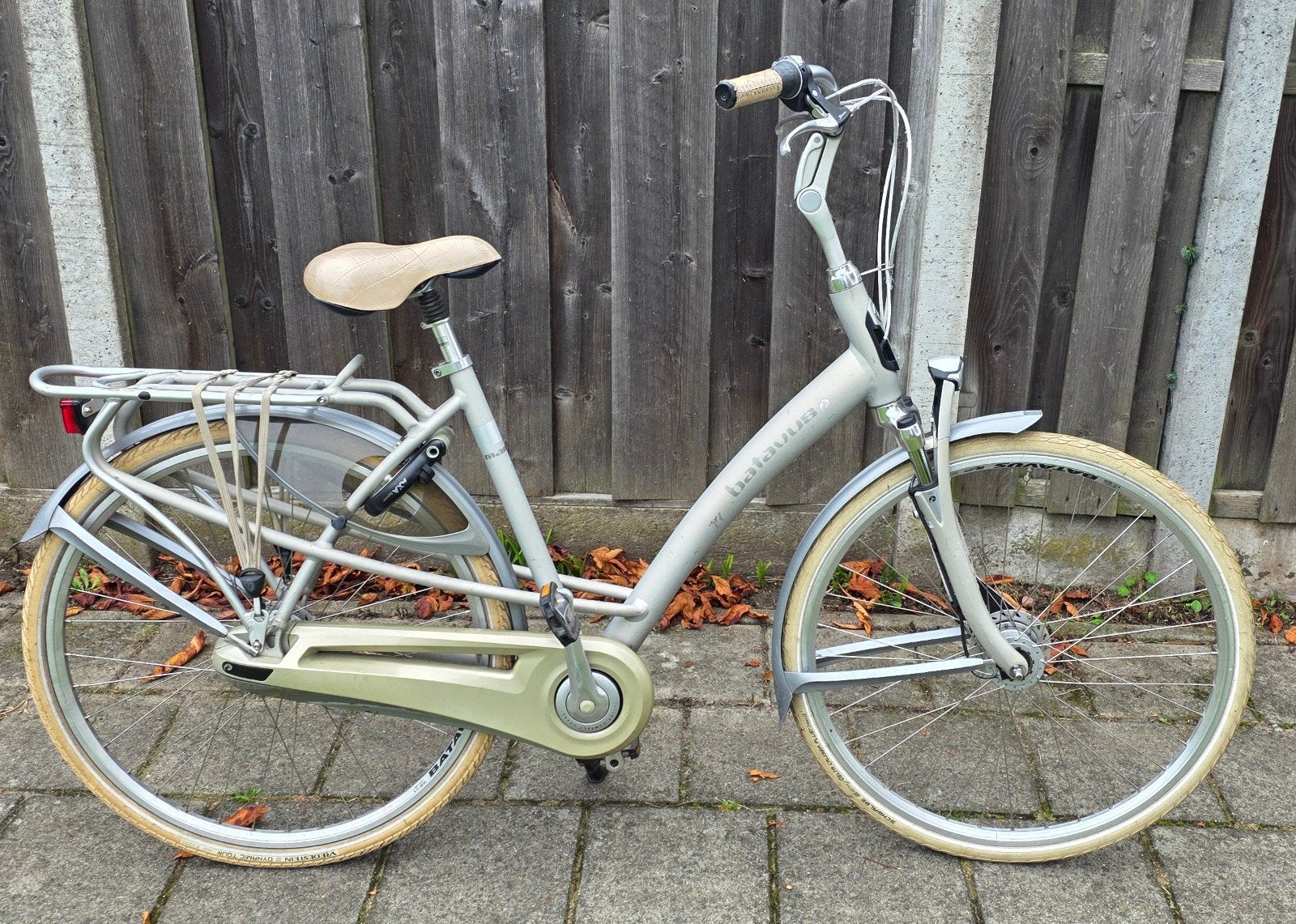 te koop netjes batavus dames fiets, Fietsen en Brommers, Fietsen | Dames | Damesfietsen, Ophalen, Zo goed als nieuw, Batavus, Versnellingen
