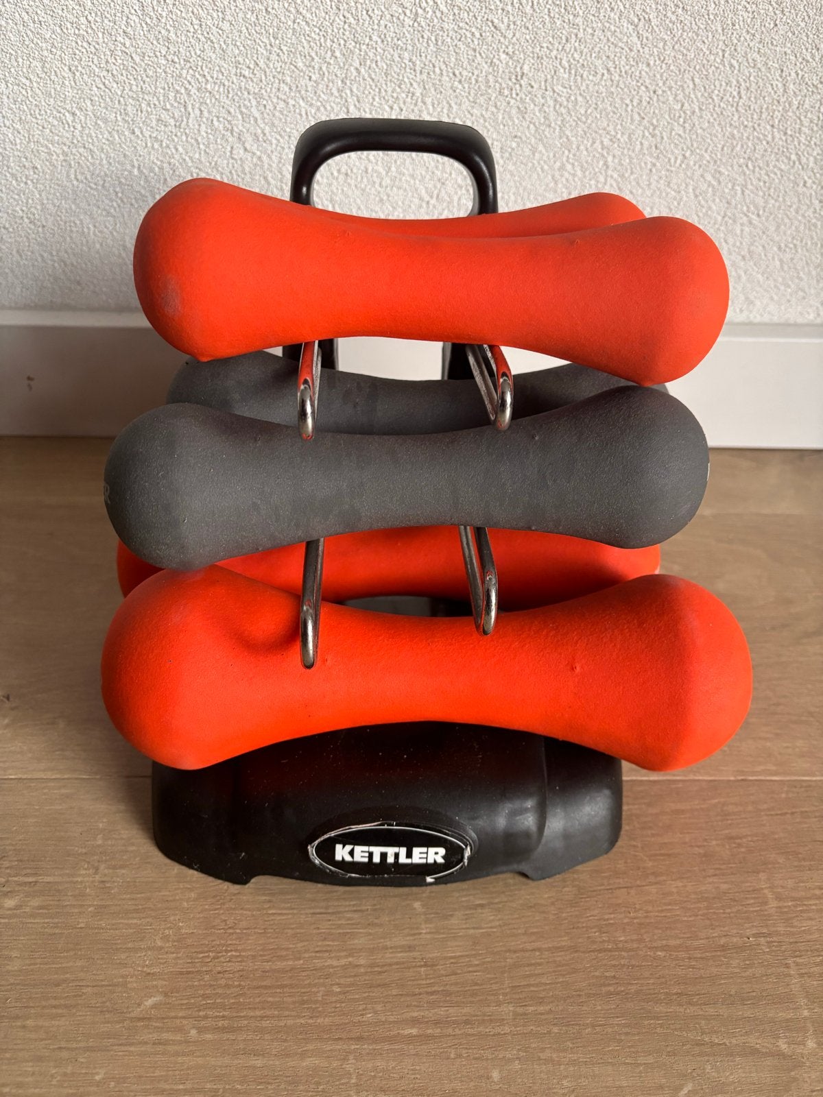 Kettler Halterset met standaard - 1.5, 2, 4 kg, Ophalen, Gebruikt, Armen, Halterset