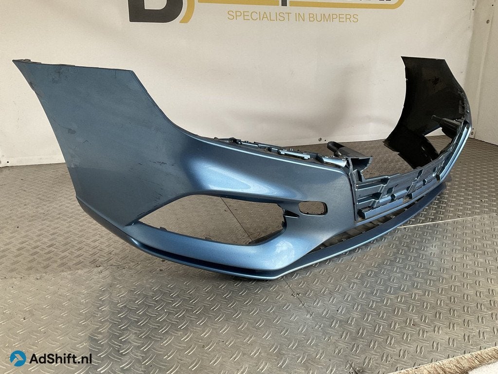 Bumper MG MG5 20-24 P10325882 Voorbumper B9-15872z, Bumper