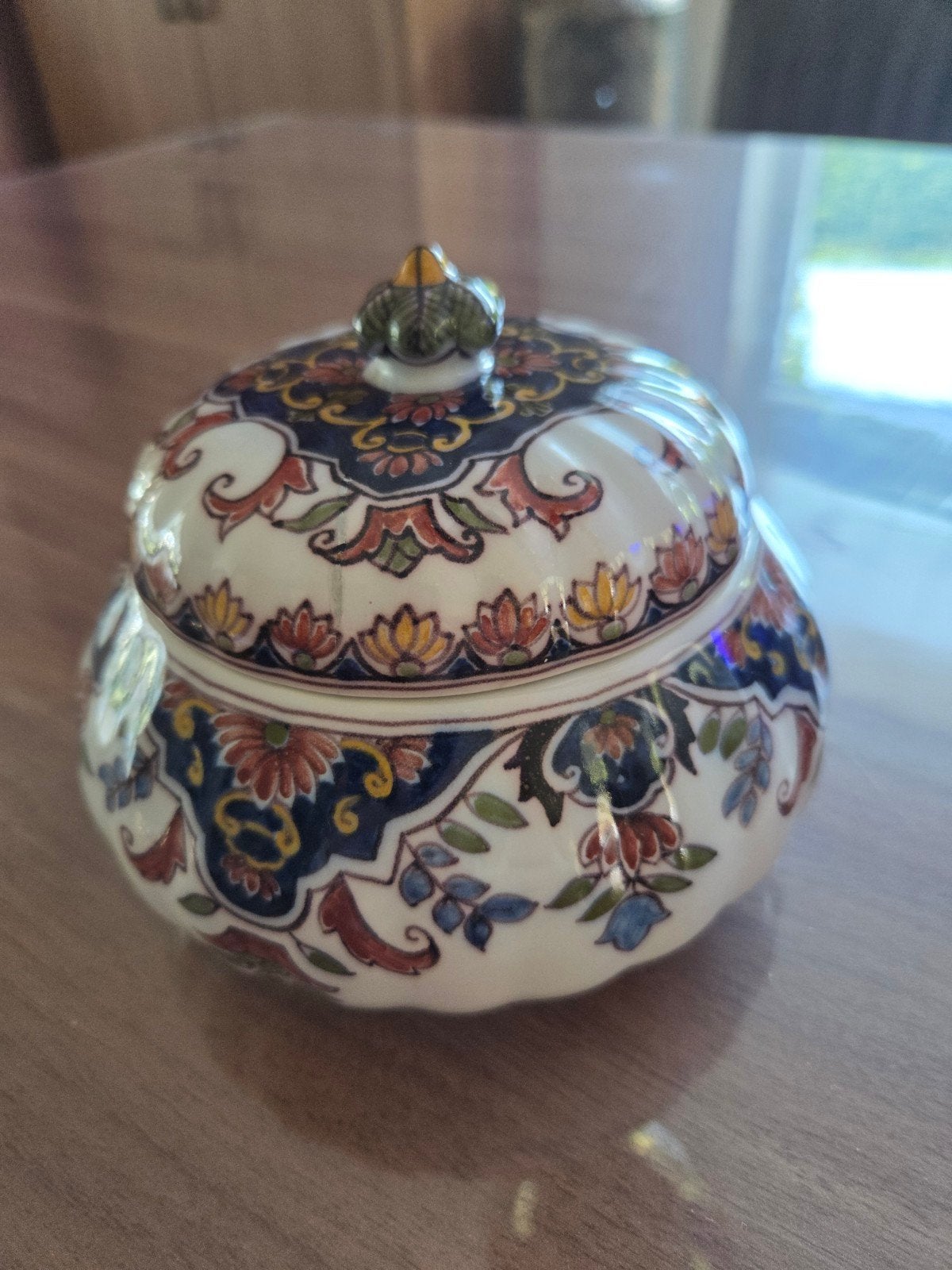 Te koop: Makkum potje met deksel, Antiek en Kunst, Ophalen
