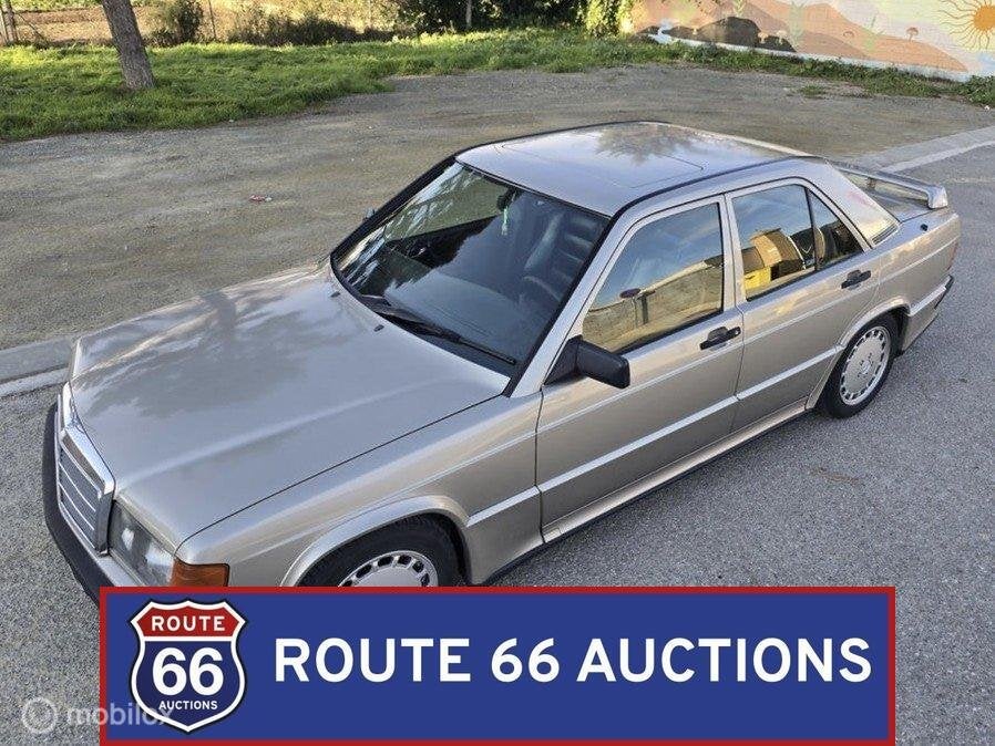 Mercedes-Benz 190 E 2.5-16 | 1989 | Route 66 Auctions, Auto's, Overige carrosserieën, Zwart, Mercedes-Benz, Bedrijf