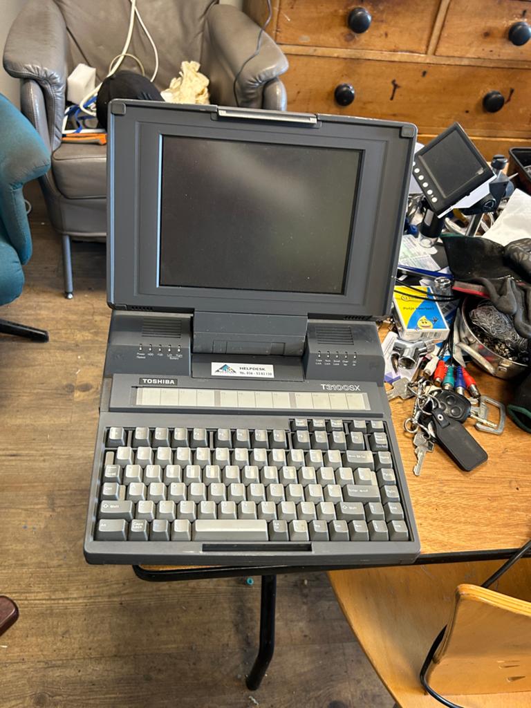 Vintage Toshiba T3100SX Laptop - Zeldzaam Verzamelaarsitem, Ophalen