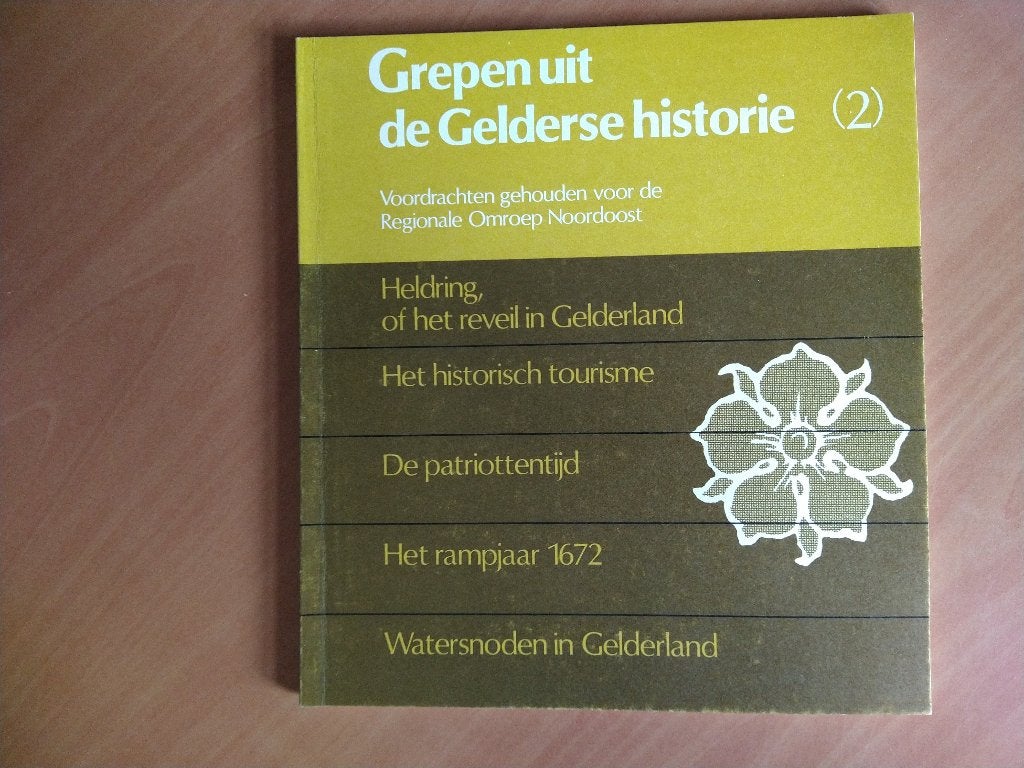 Grepen uit de Gelderse Historie 2, Ophalen of Verzenden, Zo goed als nieuw