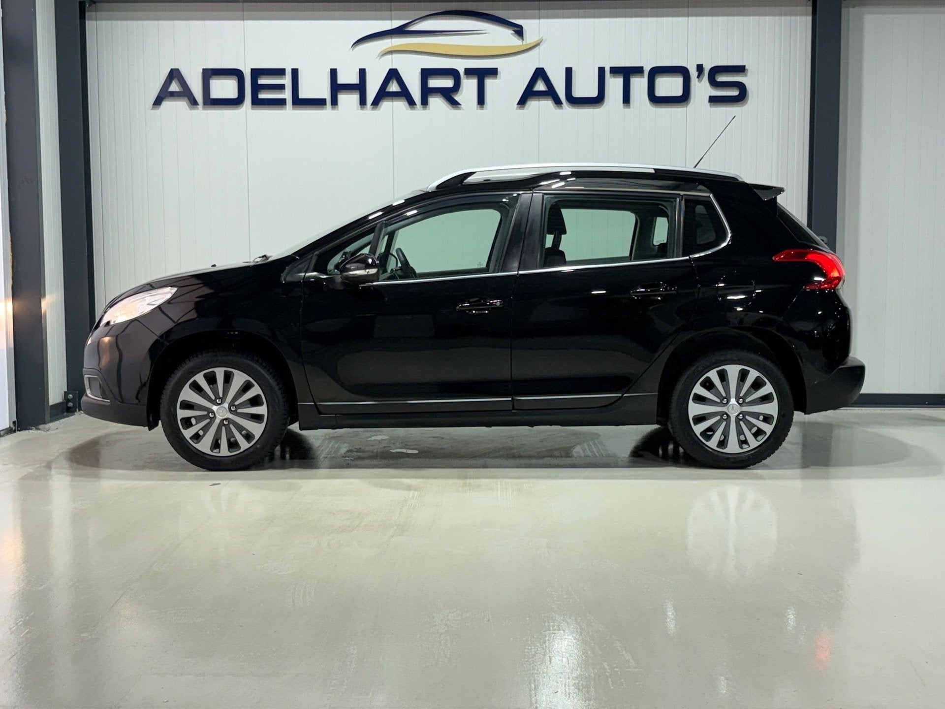 Peugeot 2008 1.2 VTi Active Automaat / Climate control / Cru, Auto's, Euro 5, 450 kg, Gebruikt, 1199 cc