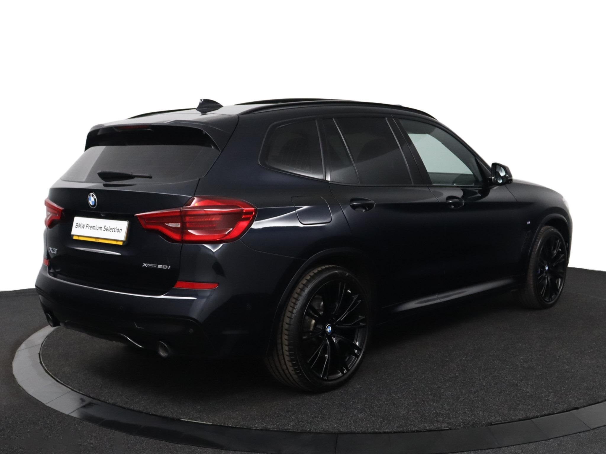 BMW X3 xDrive20i High Executive Edition M-Sportpakket | Pano, Auto's, 1998 cc, Stof, Gebruikt, 4 cilinders