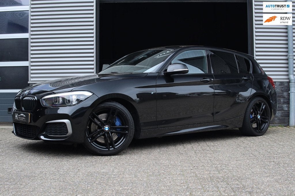 BMW 1-serie M140i xDrive M-PERFORMANCE|LED|ALCANTARA|S.VERWA, Auto's, BMW, Automatische klimaatregeling, Gebruikt, Alcantara, 14 km/l