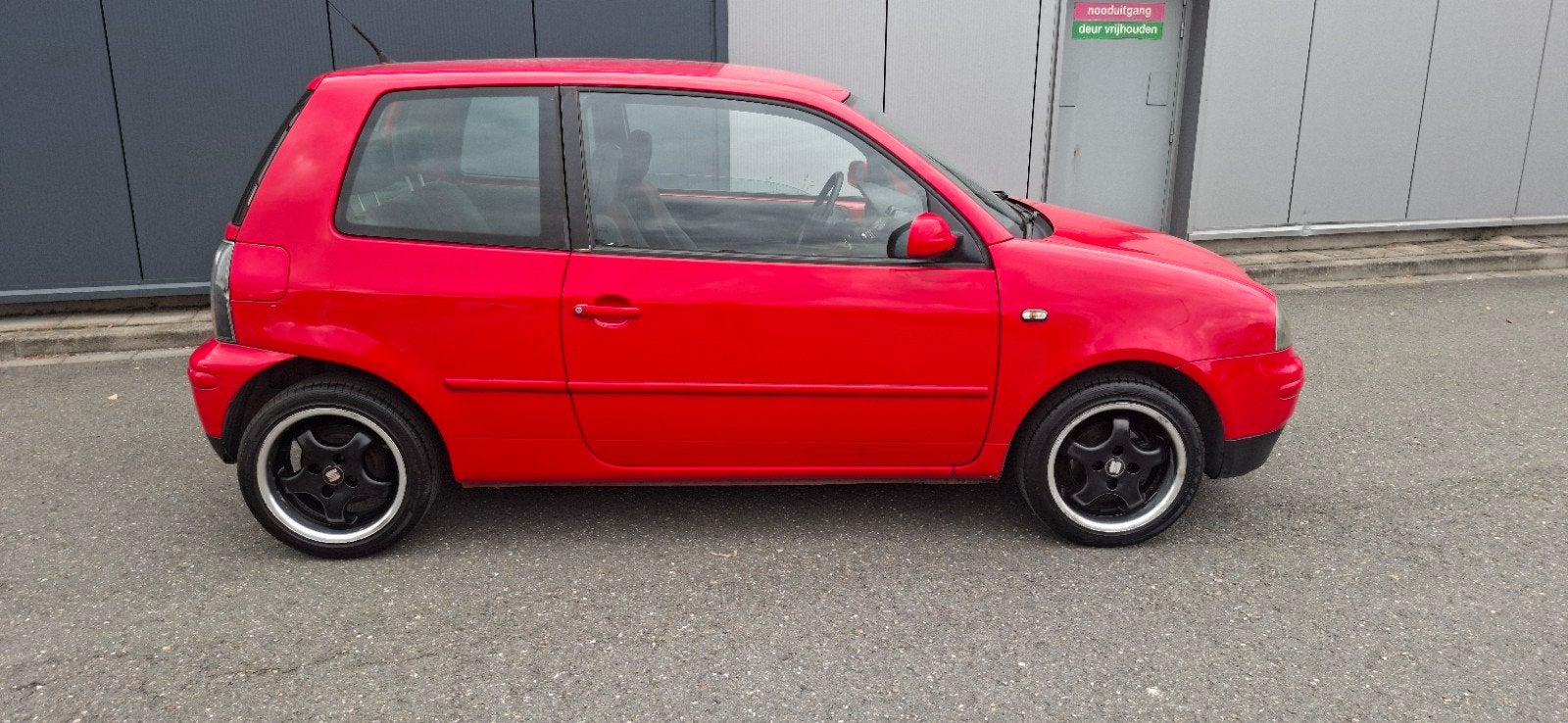 Seat Arosa 1.4 44KW 2002 Rood, Voorwielaandrijving, 4 stoelen, Origineel Nederlands, Bedrijf