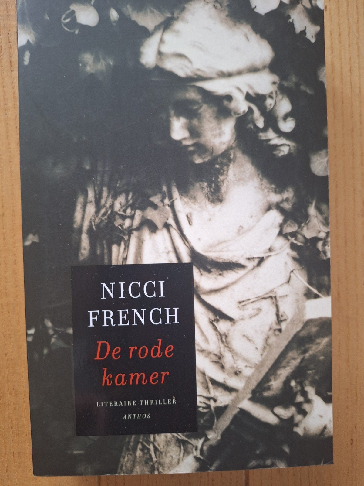 Nicci French - De rode kamer (Literaire thriller), Boeken, Ophalen of Verzenden, Gelezen, Nicci French, Europa overig