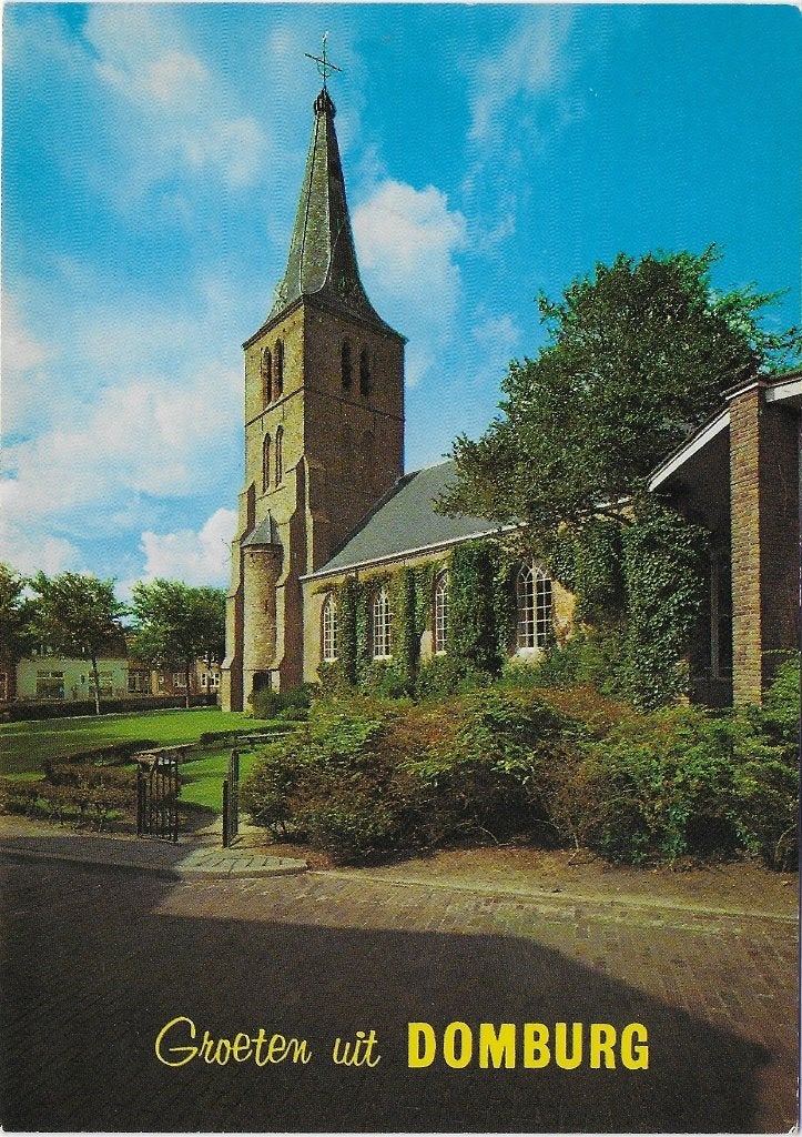 Domburg N H Kerk Ongelopen Ansichtkaart (B4808 ), Ophalen of Verzenden, 1980 tot heden, Gelopen, Zeeland