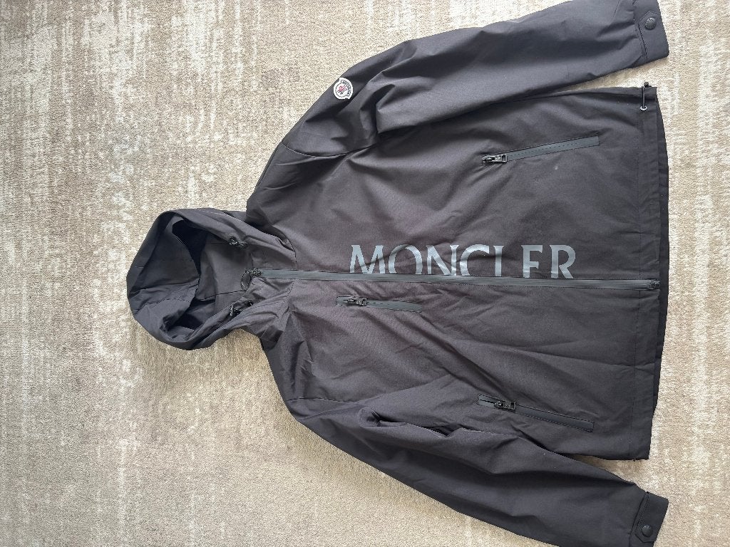 Moncler zomerjas NIEUW L, Maat 52/54 (L), Moncler, Zwart, Nieuw