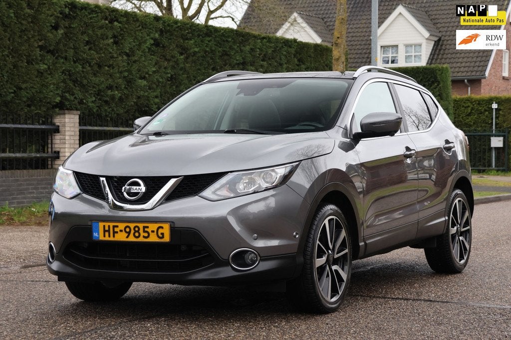 Nissan Qashqai 1.2 Tekna | PANO | NAVI | LEDER | 360 CAMERA, Auto's, Nissan, Voorwielaandrijving, Euro 5, Gebruikt, 4 cilinders