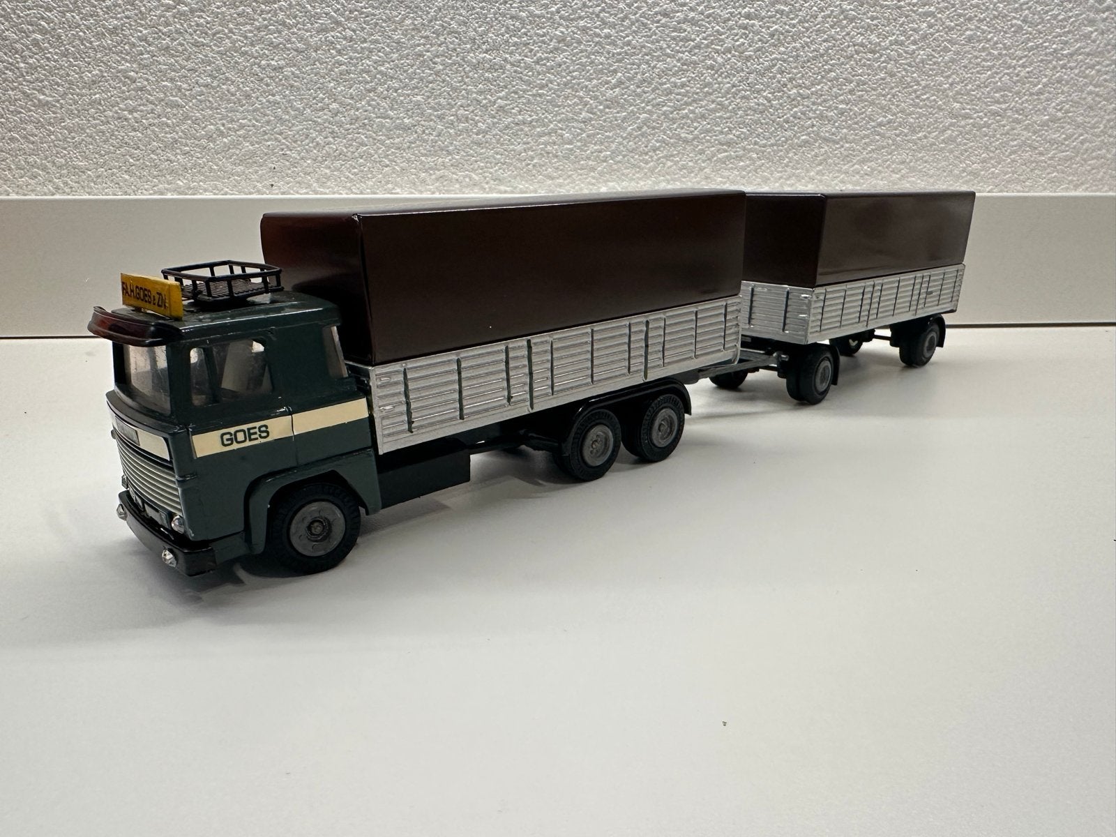 Tekno Scania 141 Combinatie Fa. Goes uit Vleuten, Ophalen of Verzenden, Zo goed als nieuw, Bus of Vrachtwagen, Tekno