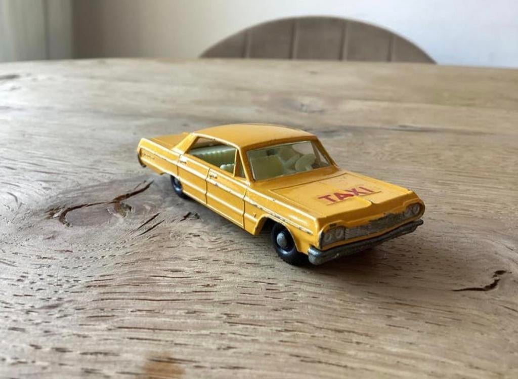 ≥ Matchbox Chevrolet Impala Taxi No. 20 – Made in England