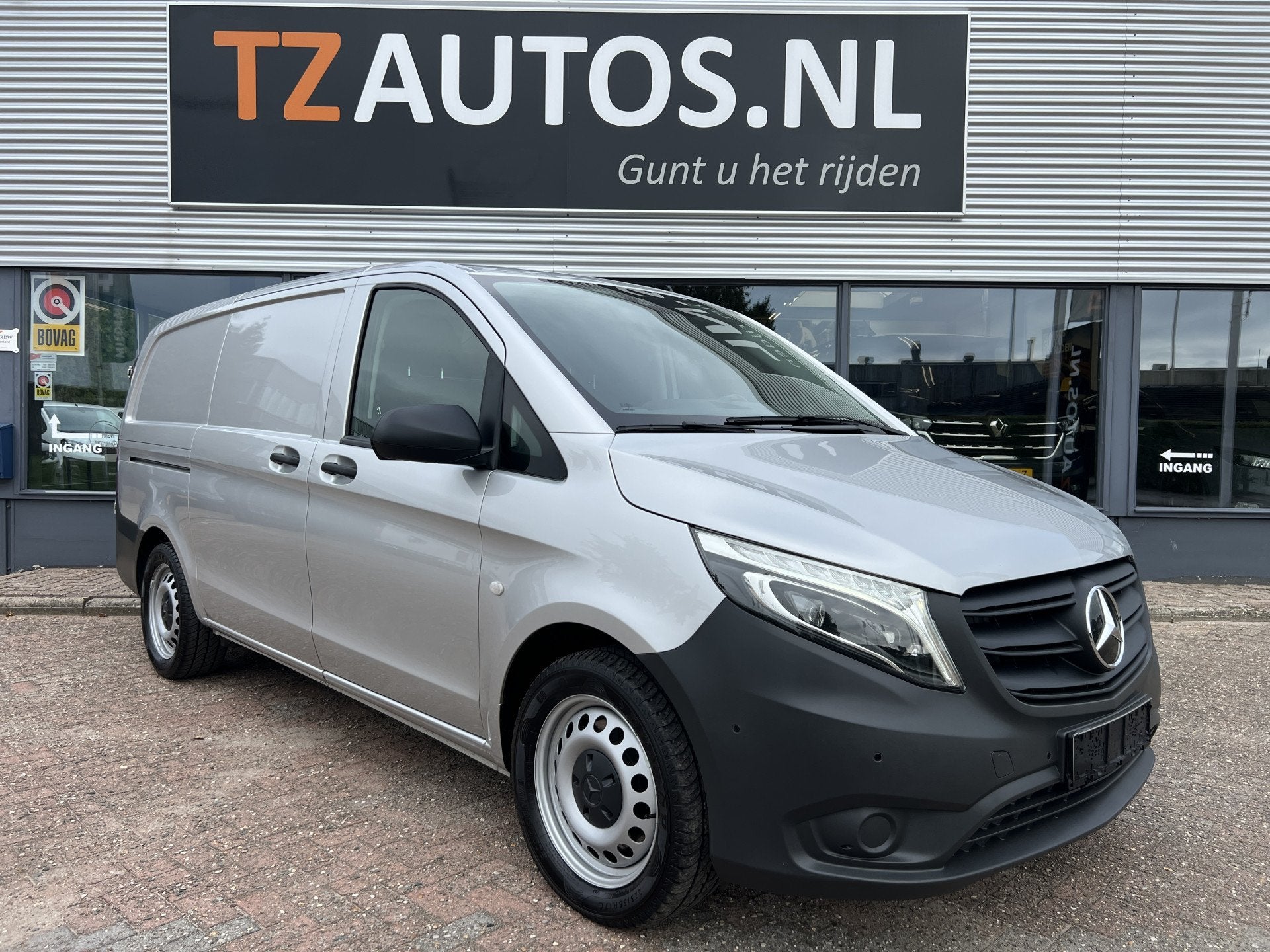 Mercedes-Benz Vito 114 CDI L3 Nieuwstaat/Bott Inrichting, Auto's, Automaat, Dealer onderhouden, Gebruikt, 4 cilinders