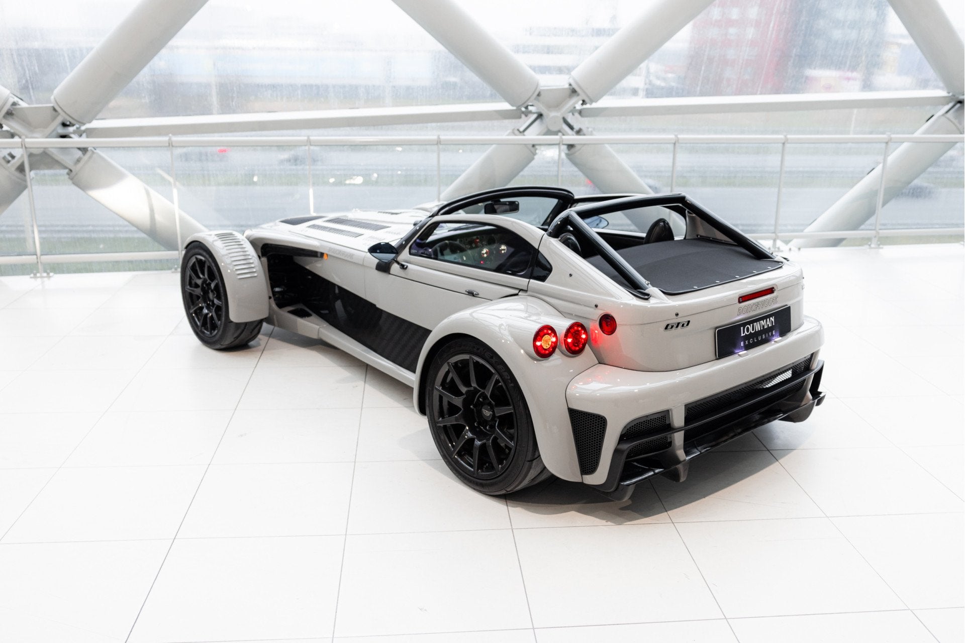 Donkervoort D8 GTO 2.5 JD70 | #43 | Carbon Wheels | Carbon E, Auto's, Dealer onderhouden, Achterwielaandrijving, Gebruikt, 18 €/maand