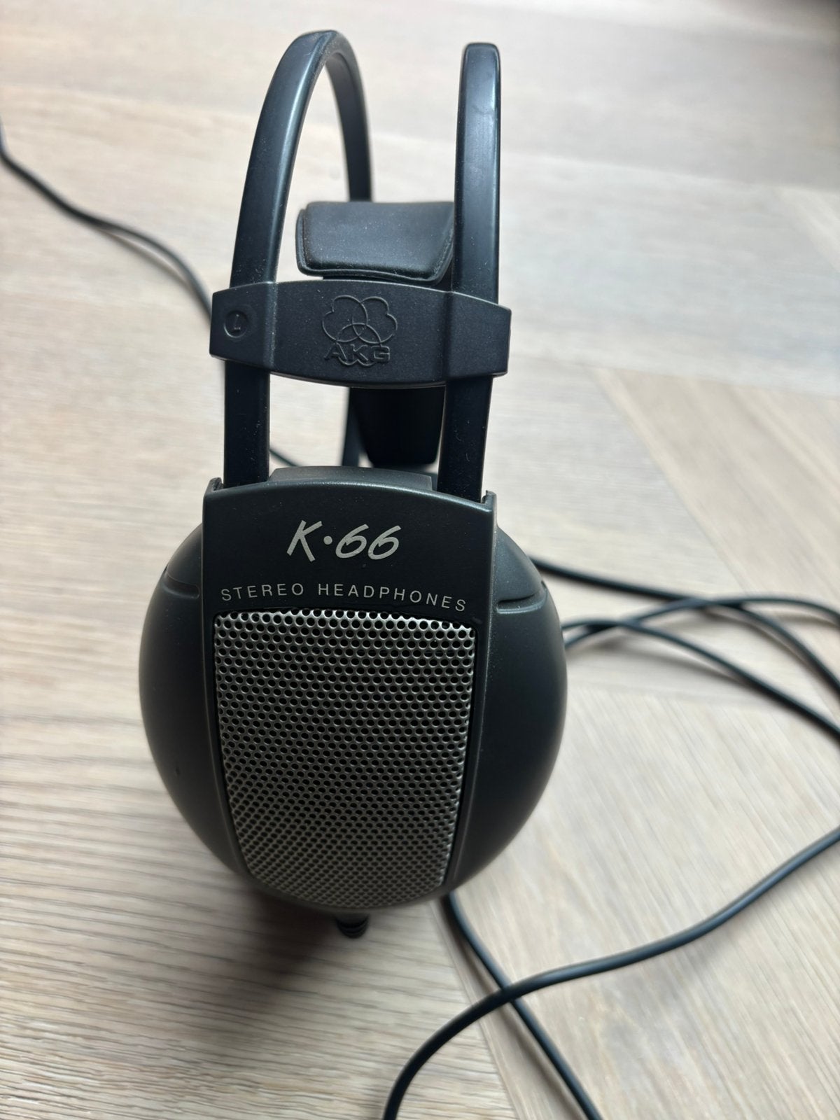 AKG K-66 hoofdtelefoon, Ophalen, Zo goed als nieuw