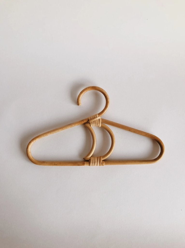 2X ROTAN KINDER KLEDINGHANGER MAAN (NIEUW), -, -, Nieuw, Ophalen of Verzenden