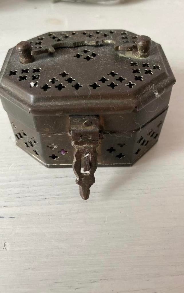 Antieke brass cricket box, Antiek en Kunst, Ophalen of Verzenden