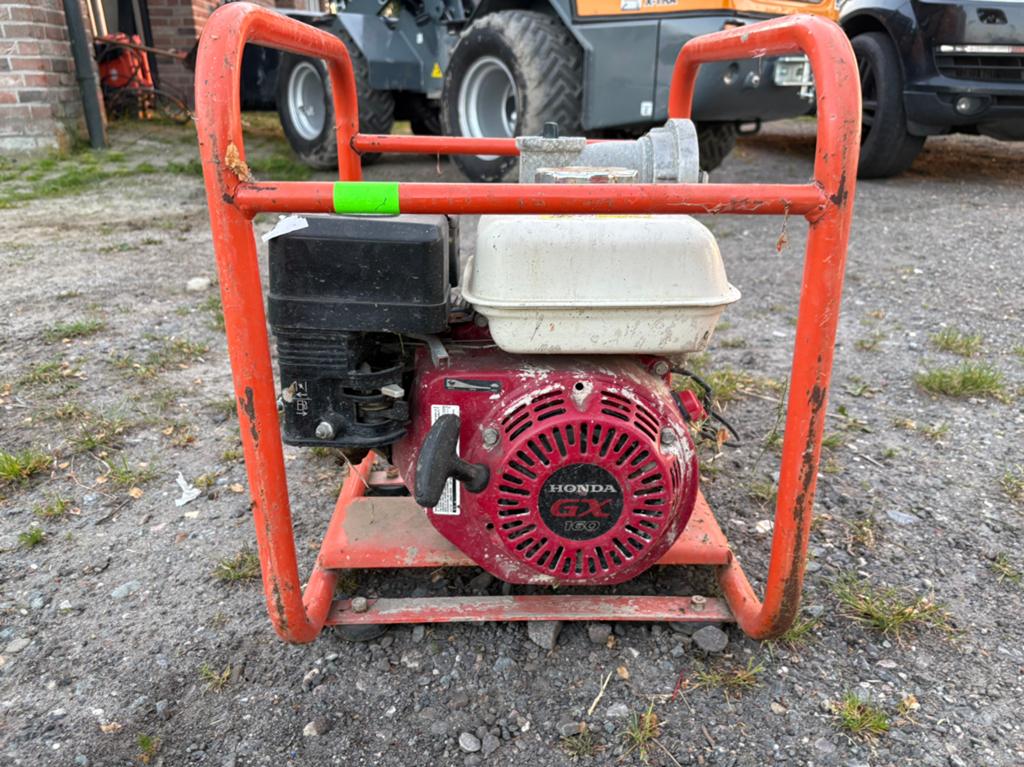 Honda waterpomp gx160, Ophalen, Zo goed als nieuw, Minder dan 5 kVA, Benzine
